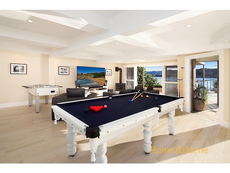 28 Albany Street, Point Frederick NSW 2250