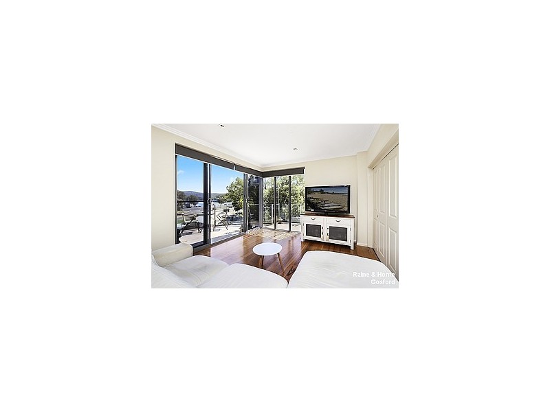 18/43 Masons Parade, Point Frederick NSW 2250