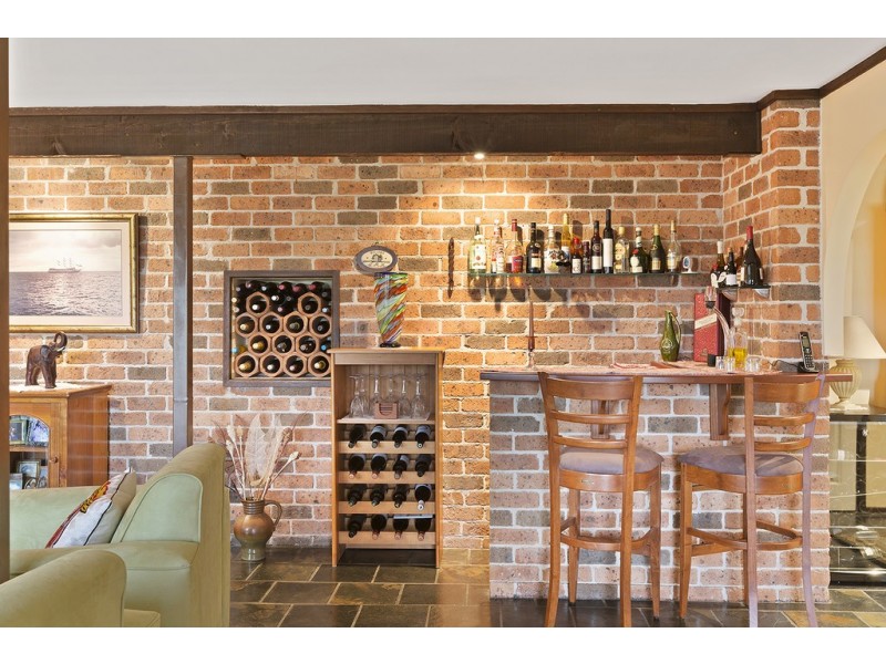 51 Gregory Street, Wyoming NSW 2250