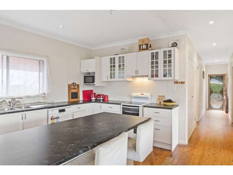 54 Turpentine Street, Wyoming NSW 2250