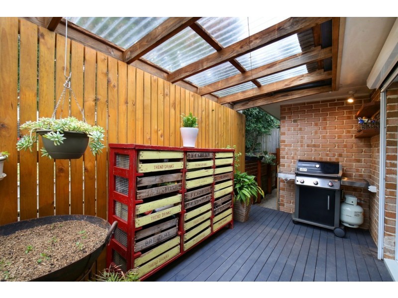 297E Avoca Drive, Green Point NSW 2251