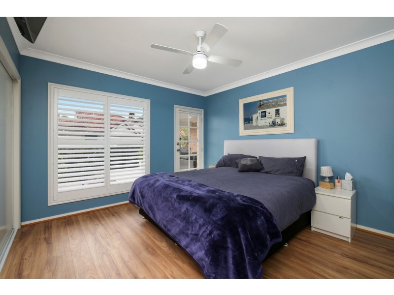 297E Avoca Drive, Green Point NSW 2251