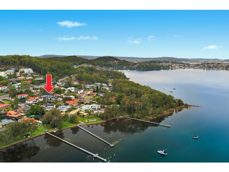 297E Avoca Drive, Green Point NSW 2251