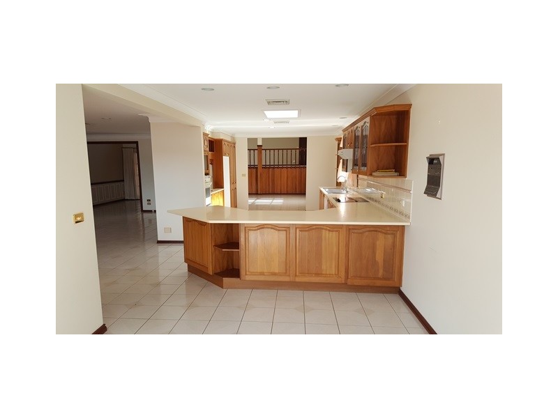 39 Albany Street, Point Frederick NSW 2250