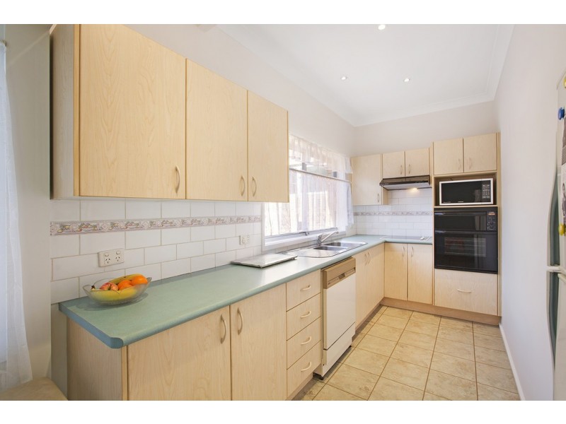 24 Stachon st, North Gosford NSW 2250