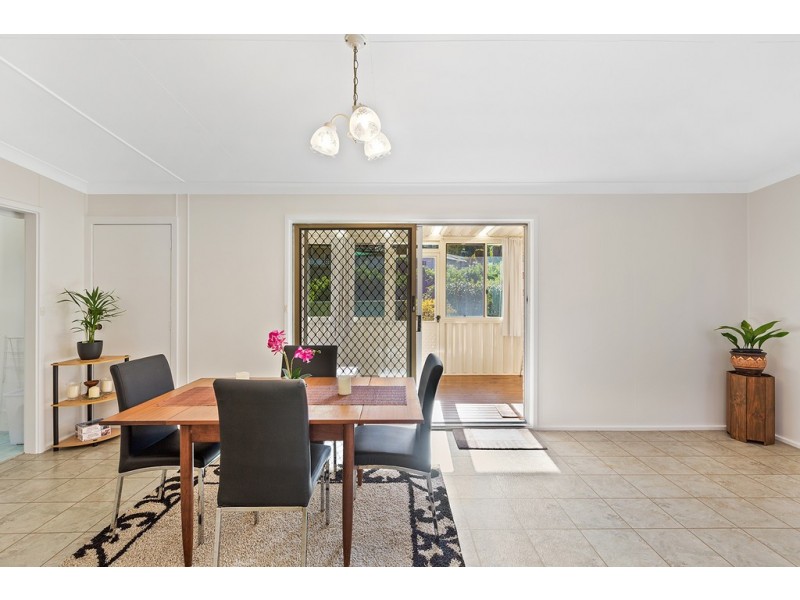 24 Stachon st, North Gosford NSW 2250