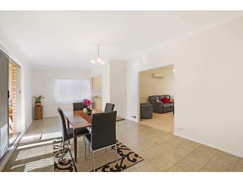24 Stachon st, North Gosford NSW 2250