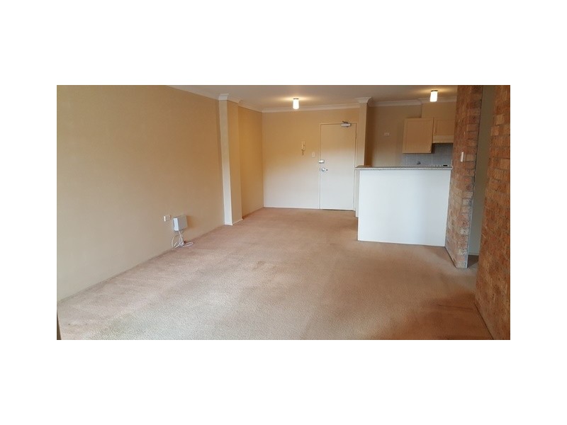 7/145 Faunce Street, Gosford NSW 2250