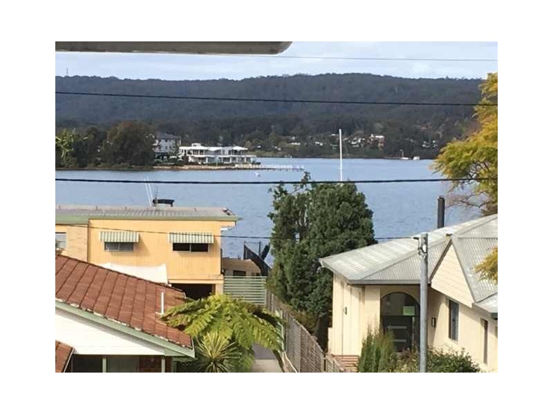 72 Albany Street, Point Frederick NSW 2250