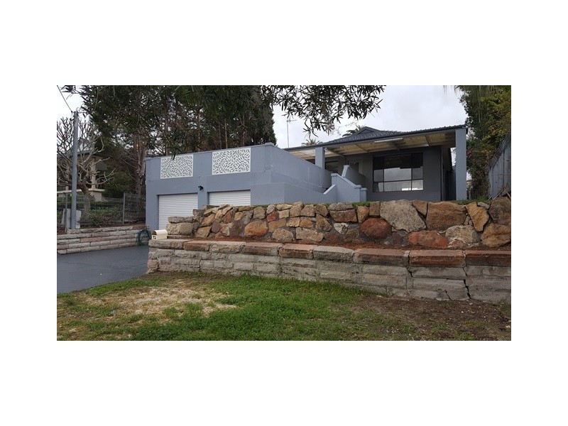 72 Albany Street, Point Frederick NSW 2250