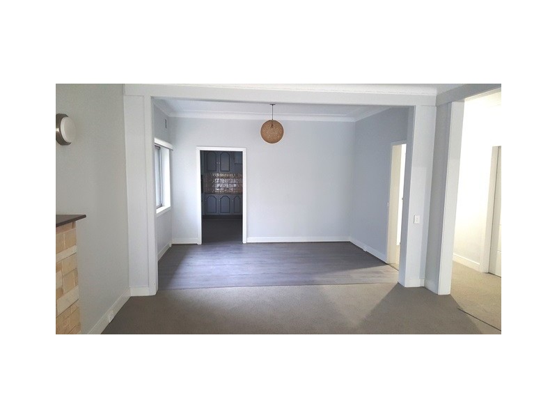 72 Albany Street, Point Frederick NSW 2250