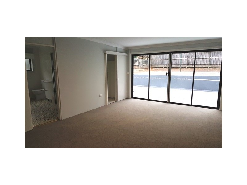 72 Albany Street, Point Frederick NSW 2250