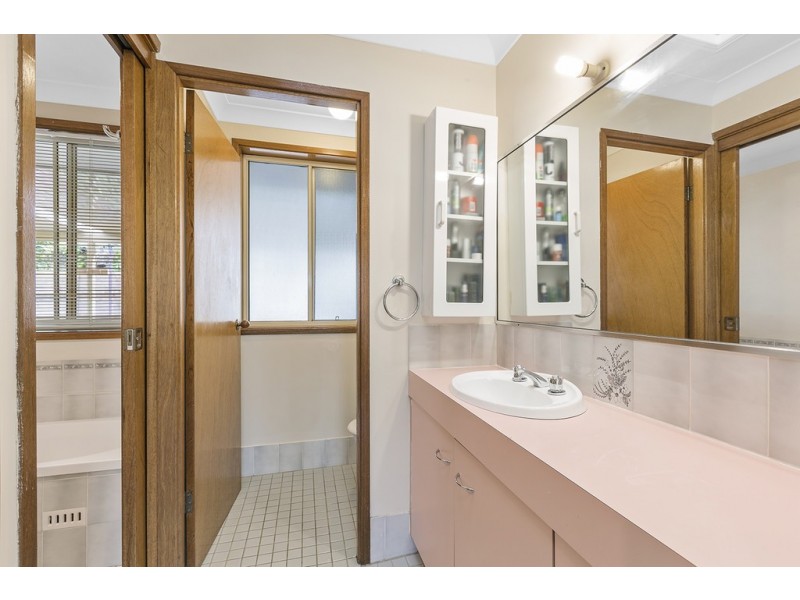 13 Gregory Street, Wyoming NSW 2250