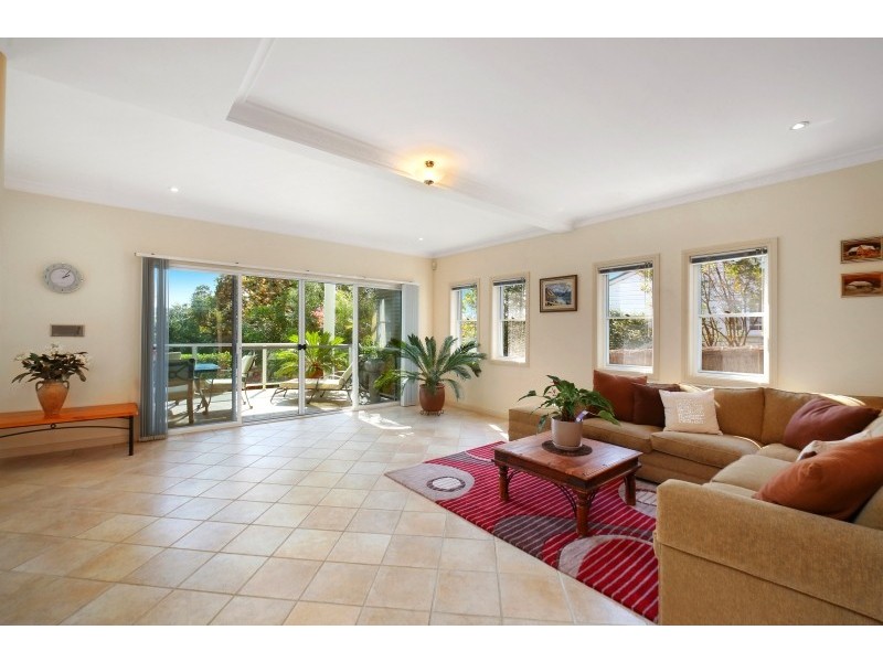 36 Eulalia Avenue, Point Frederick NSW 2250