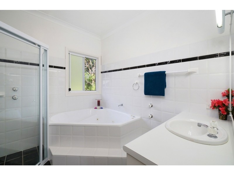 36 Eulalia Avenue, Point Frederick NSW 2250