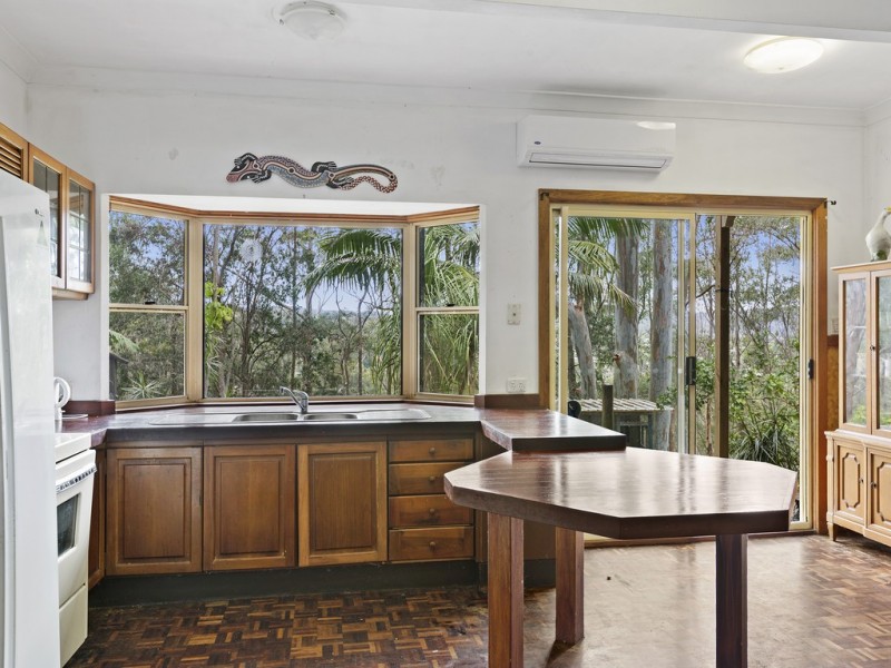 4d Gregory Street, Wyoming NSW 2250