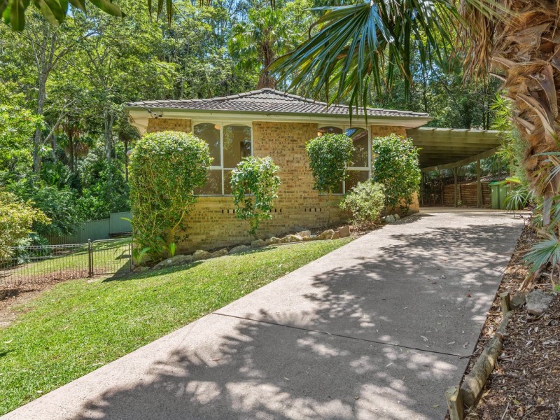 19 Paperbark Close, Wyoming NSW 2250