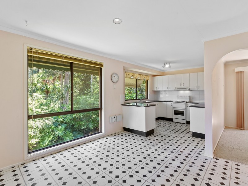19 Paperbark Close, Wyoming NSW 2250