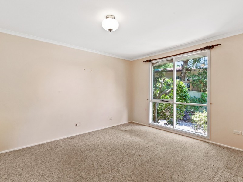 19 Paperbark Close, Wyoming NSW 2250