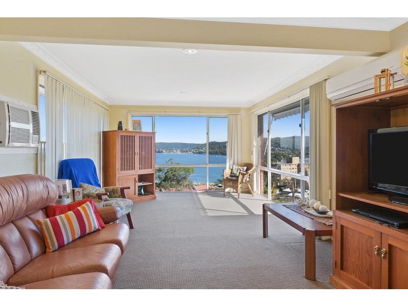 95 Henry Parry Drive, Gosford NSW 2250