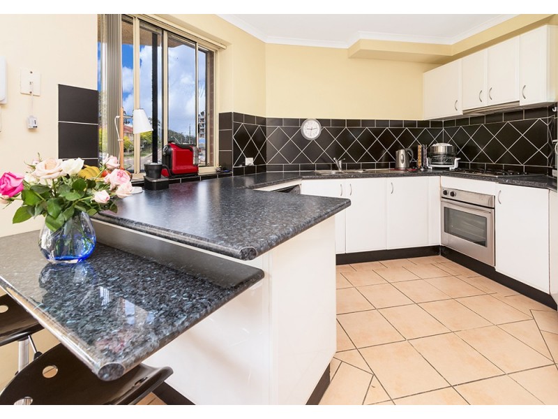 13/12-14 Hills Street, Gosford NSW 2250