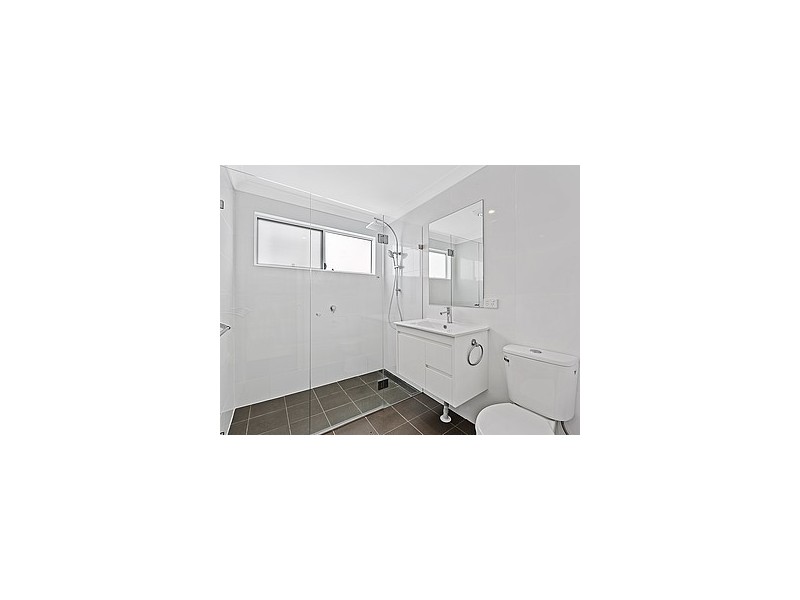 3 Lana Avenue, Wyoming NSW 2250