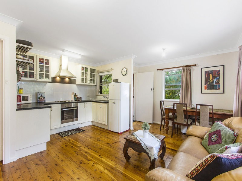 2/17 Doughan Place, Gosford NSW 2250