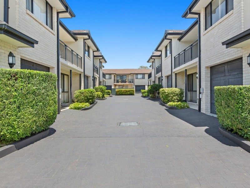 9/12 Pemell Street, Wyoming NSW 2250