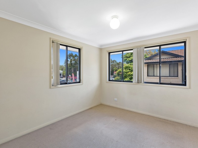 9/12 Pemell Street, Wyoming NSW 2250