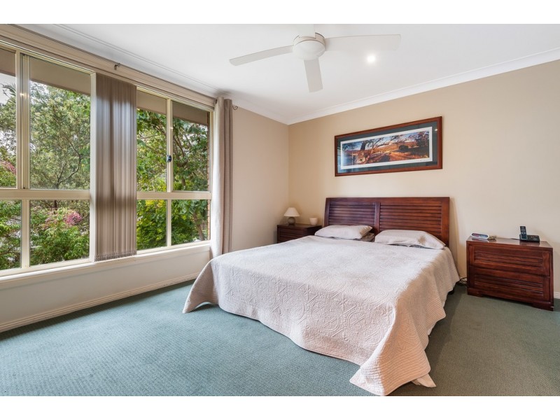 9 Redgrove Street, Green Point NSW 2251