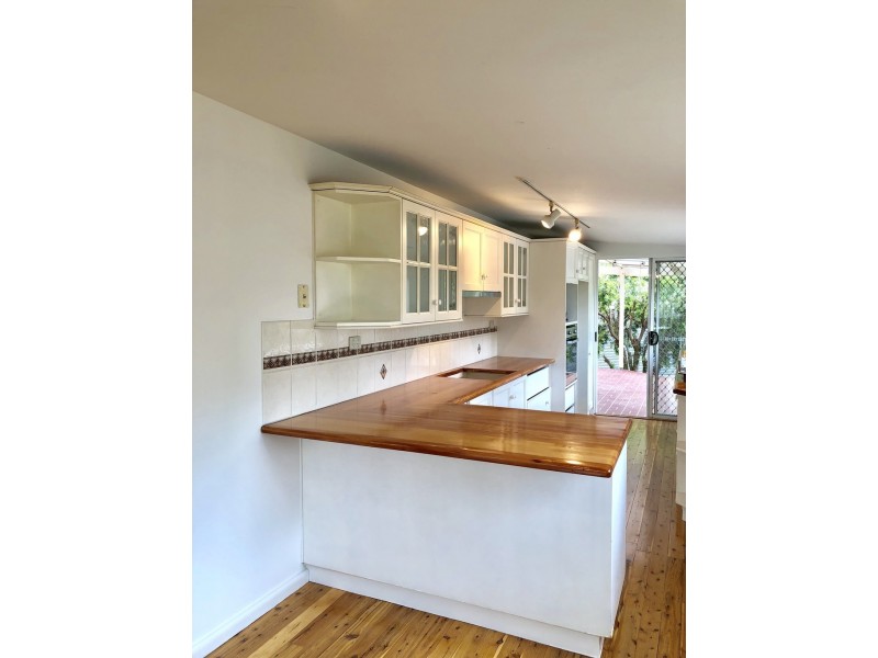 115 Pacific Highway, Ourimbah NSW 2258