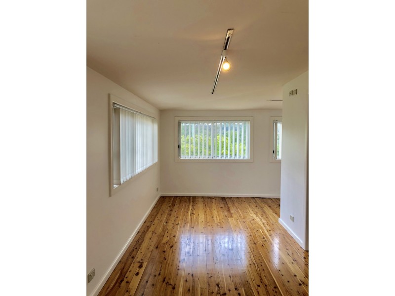 115 Pacific Highway, Ourimbah NSW 2258