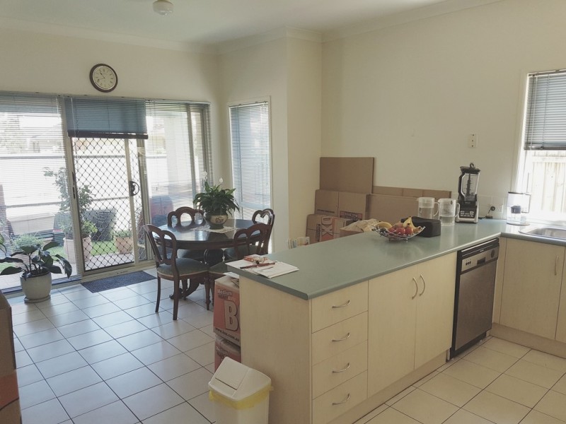 90 Jarrett Street, Wyoming NSW 2250