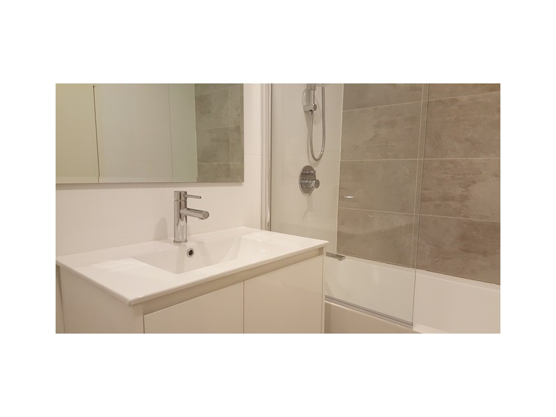 2/66-70 Hills Street, Gosford NSW 2250