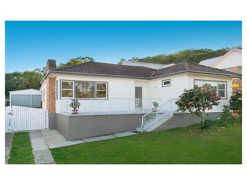 12 (12a) Donnison Street, West Gosford NSW 2250