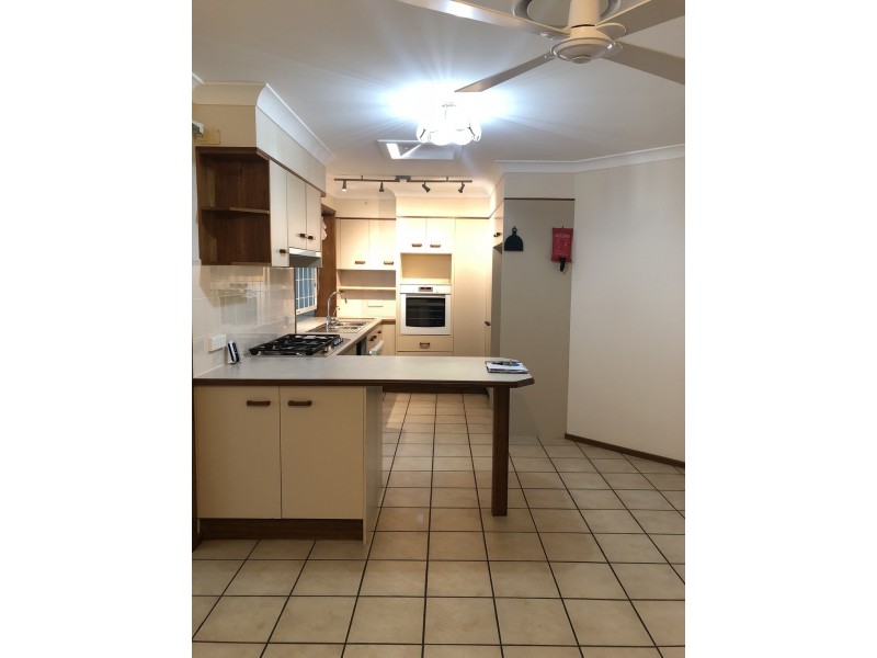 17 Verden Close, Green Point NSW 2251