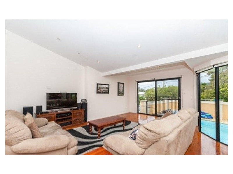 23 Raymond Terrace, Terrigal NSW 2260