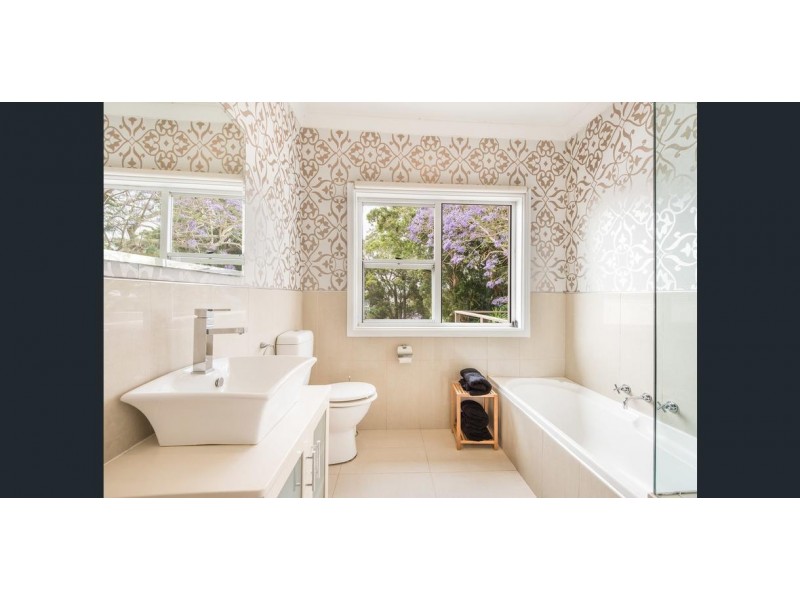 39 McGee Avenue, Wamberal NSW 2260