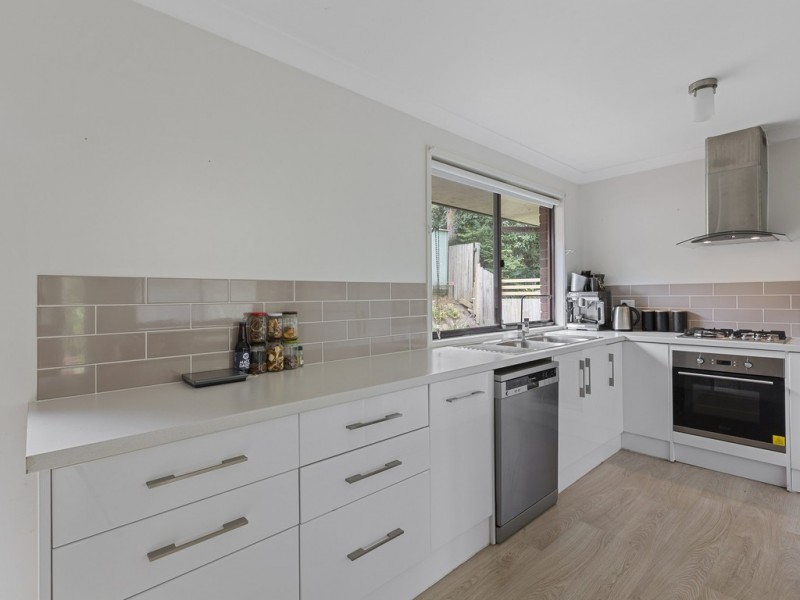 56 James Sea Drive, Green Point NSW 2251