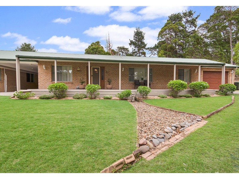 10 Acacia Road, Somersby NSW 2250