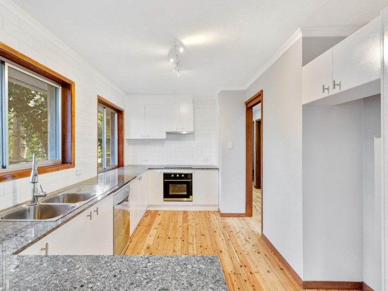 44 Mangrove Road, Narara NSW 2250