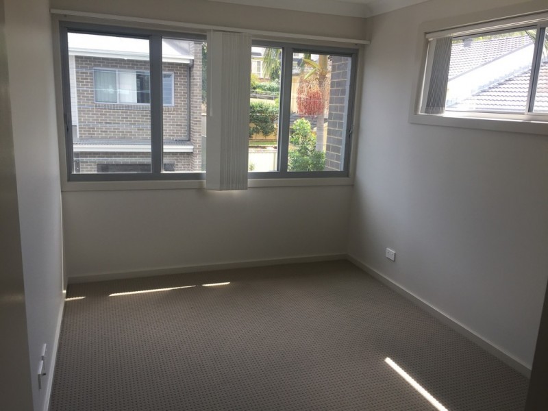 10/19-21 Donnison Street, West Gosford NSW 2250