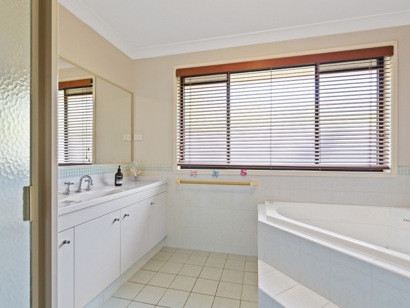 21 Jessie Hurley Drive, Erina NSW 2250