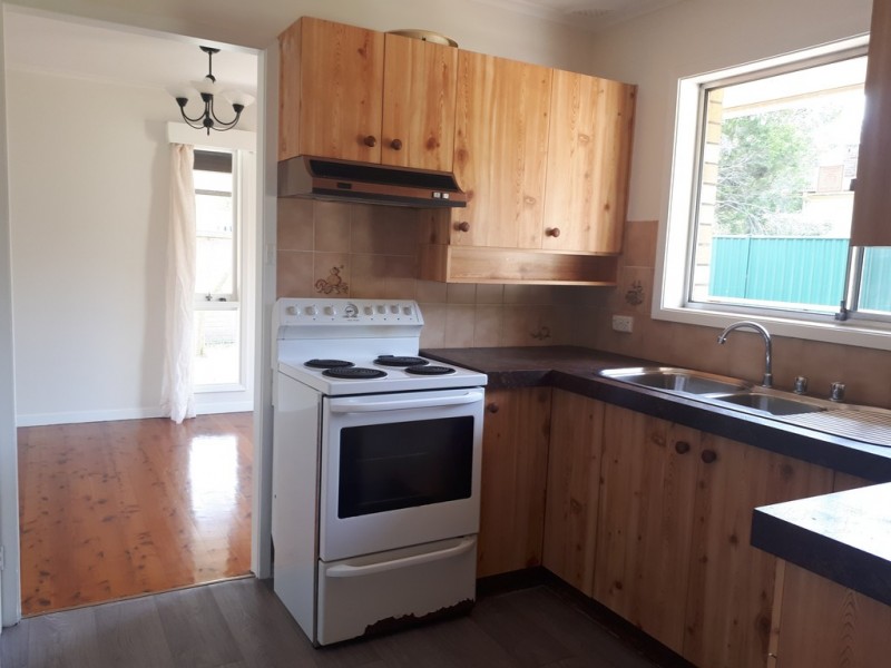 16 Parkhill Road, Wyoming NSW 2250