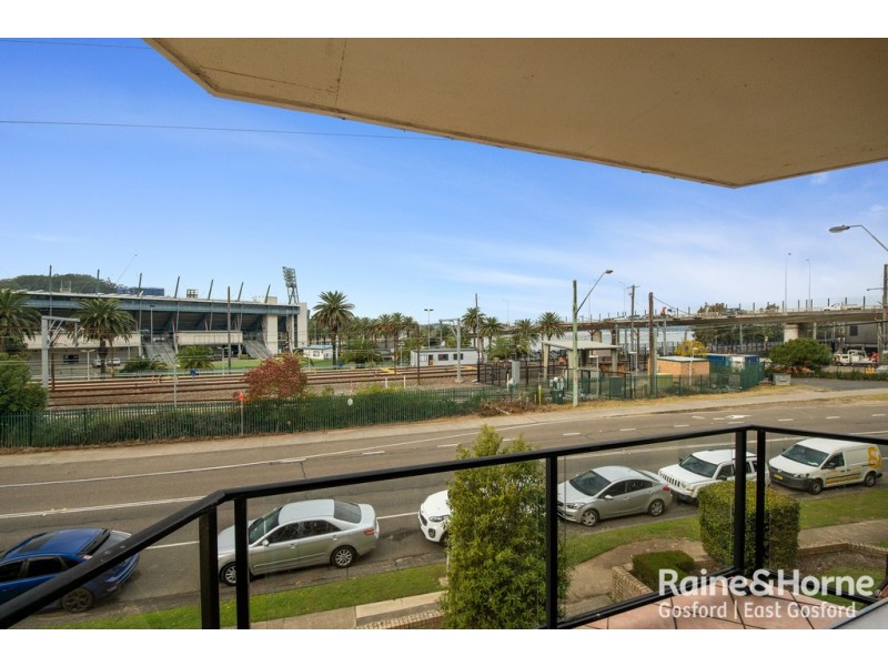 9/11 Riou Street, Gosford NSW 2250