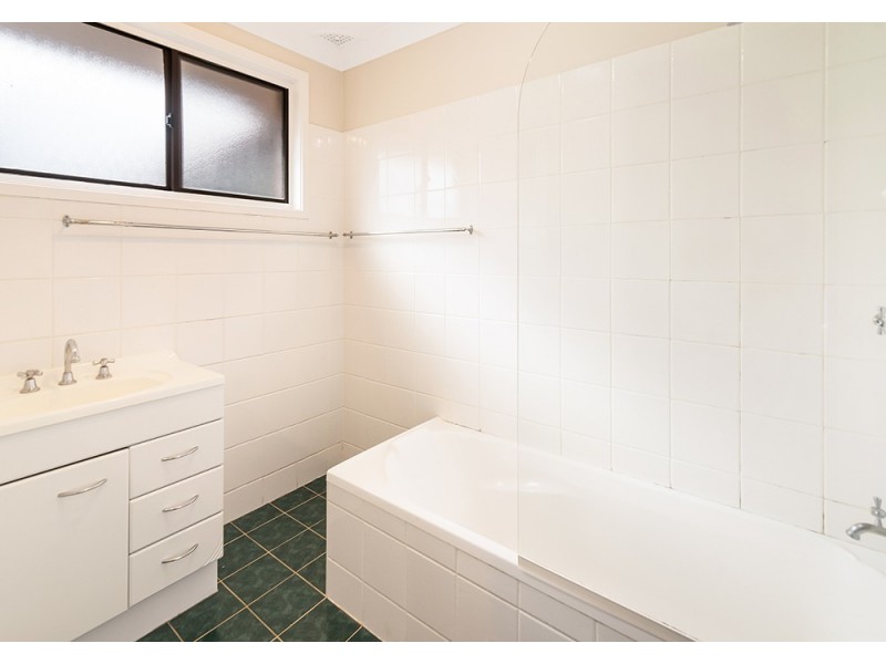 42 Morven Road, Niagara Park NSW 2250