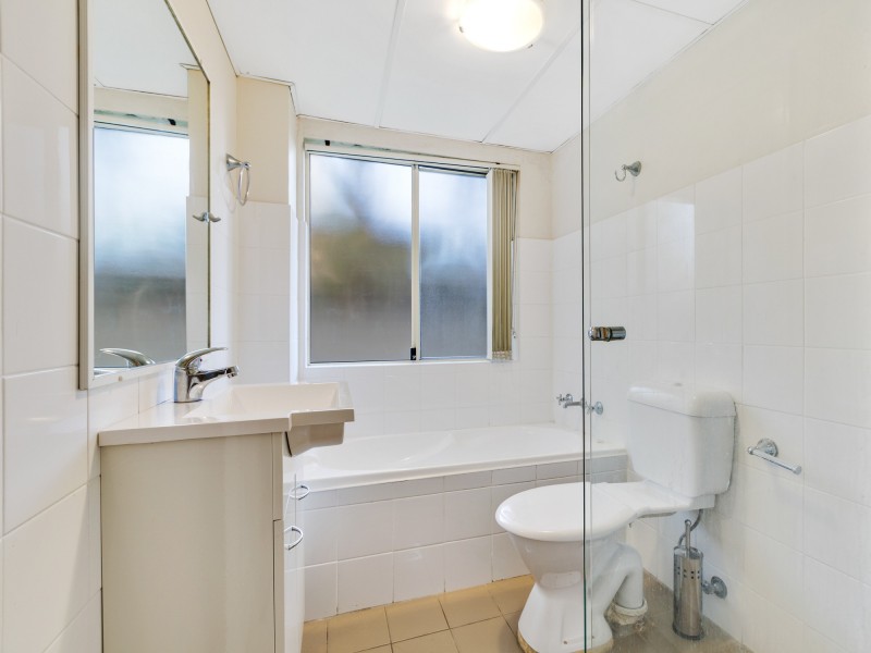 10/35 Central Coast Highway, West Gosford NSW 2250