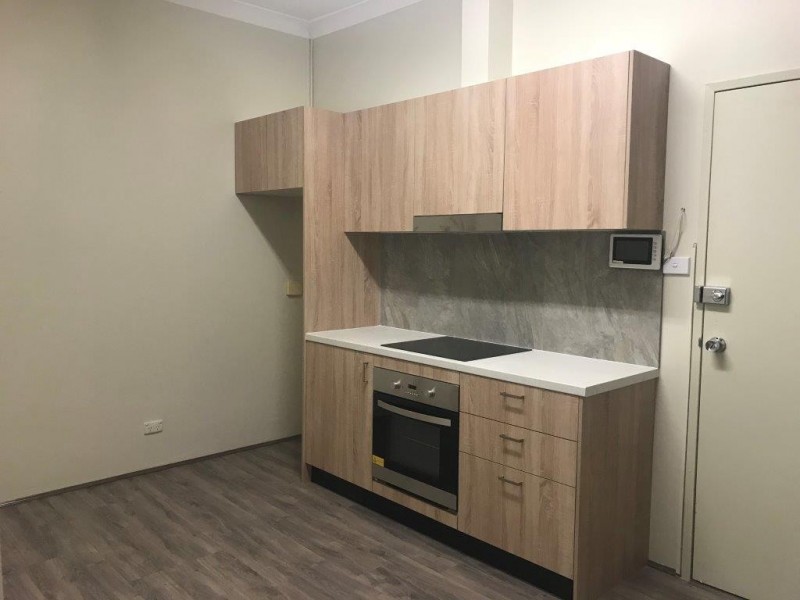 2/42 Mann Street, Gosford NSW 2250
