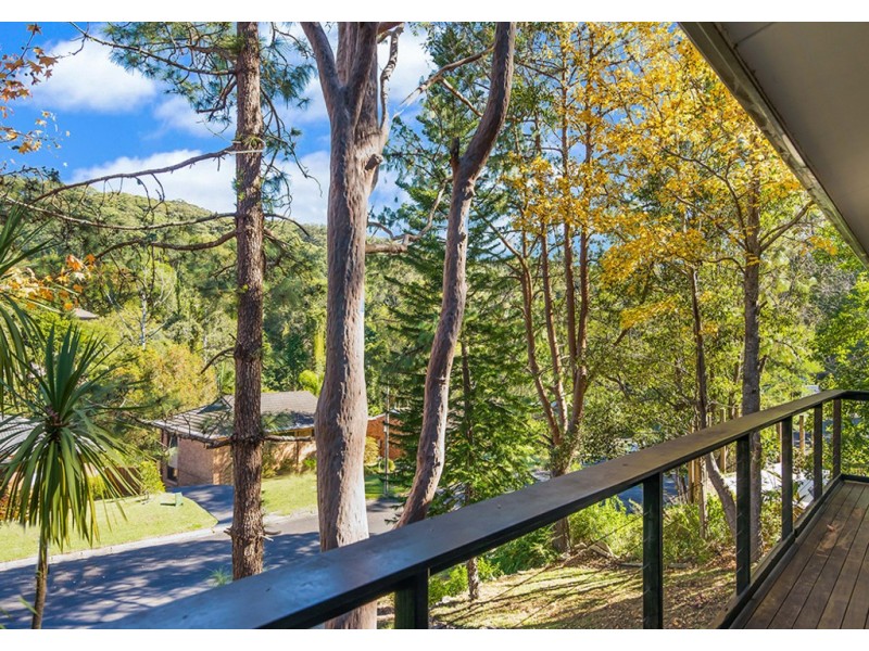 7 Pinetop Avenue, Narara NSW 2250