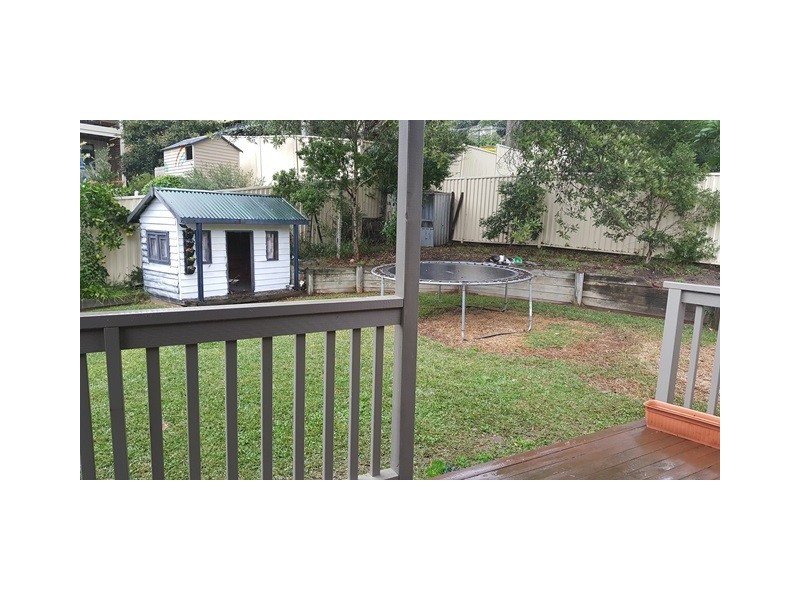 14 Karen Close, Lisarow NSW 2250